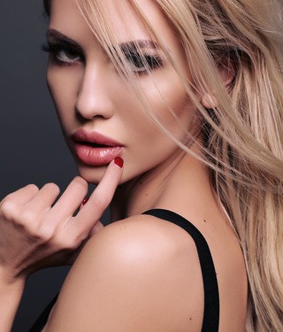 Spoiled by sugar daddy with a plastic surgery